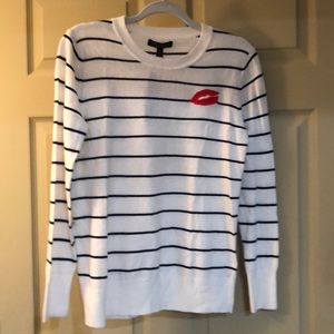 Ladies banana republic SMALL Wht stripe Lips NWT